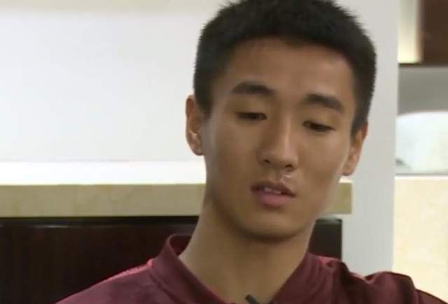 格伦·克洛斯、莎拉·保罗森、泰亚娜·泰勒、金·卡戴珊、妮... 法鲨归来！